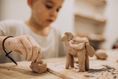Terre modelage enfants