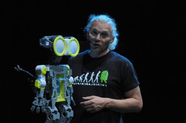 De quelle Humanité le Robot est-il l'avenir ?